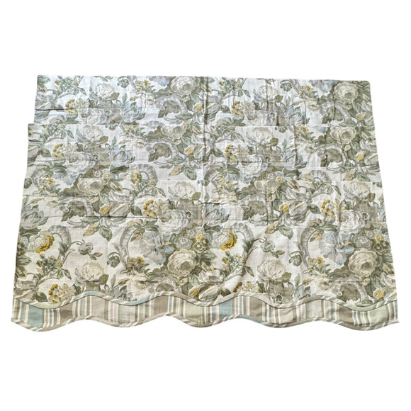 Waverly Spring Bling Platinum Valance 52" x 18"- (21") Set of 3 EXCELLENT! - Picture 8 of 8